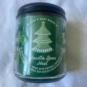 Bath & Body Works Vanilla Bean Noel Scented Candle Single Wick